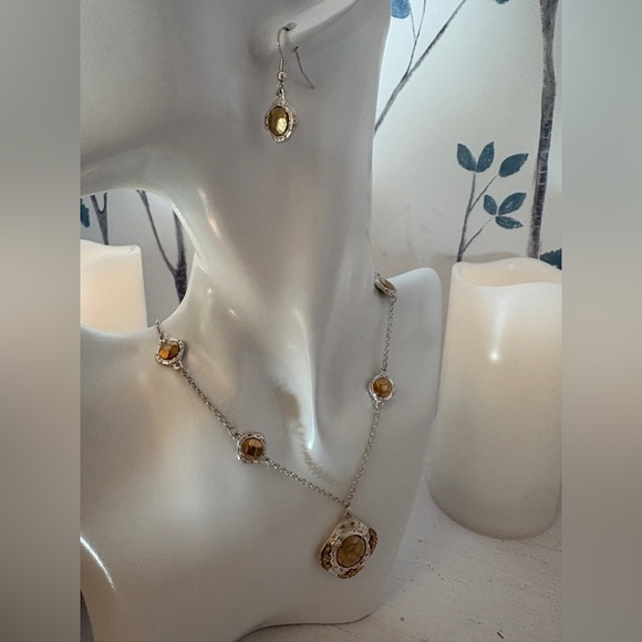 Chic Silver and Gold Necklace with Earrings - Picture 1 of 6